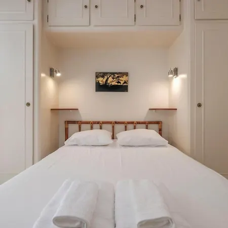 Wdf One Bedroom Heart Of Apartment *